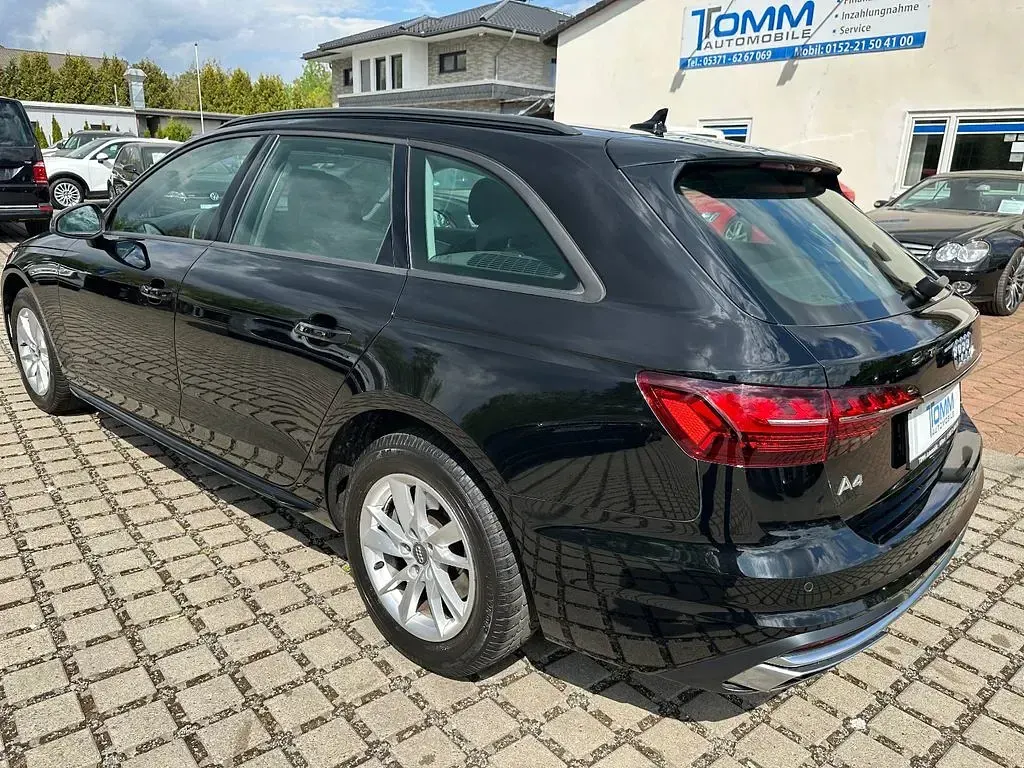 Brugt Audi A4 Advanced 163 HK (119 kW) 2023 Sort Stationcar