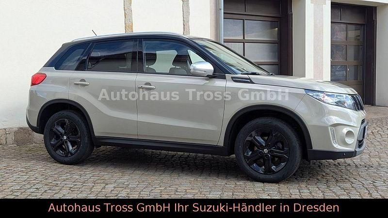 Gebraucht Suzuki Vitara 140 PS (102 kW) 2017 Beige SUV