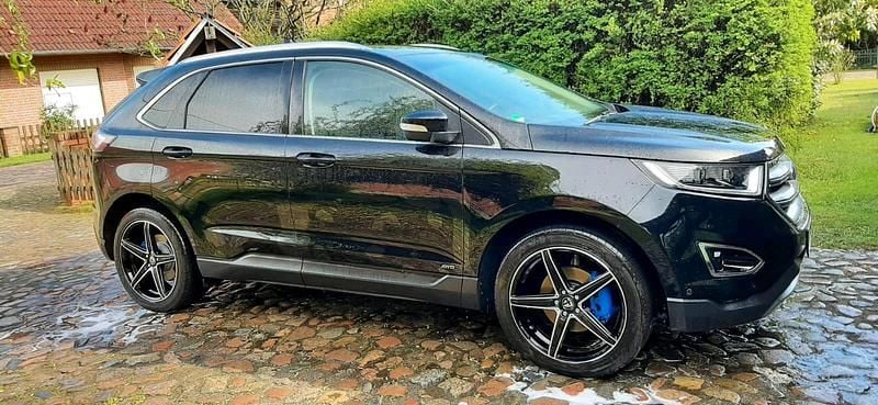 Schwarz Gebraucht 2018 Ford Edge SUV | 12.000 € (Superpreis) - Bild 1/4