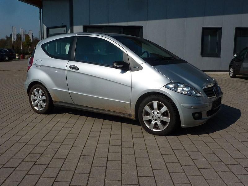 Gebraucht Mercedes A180 109 PS (80 kW) 2006 Silber Limousine