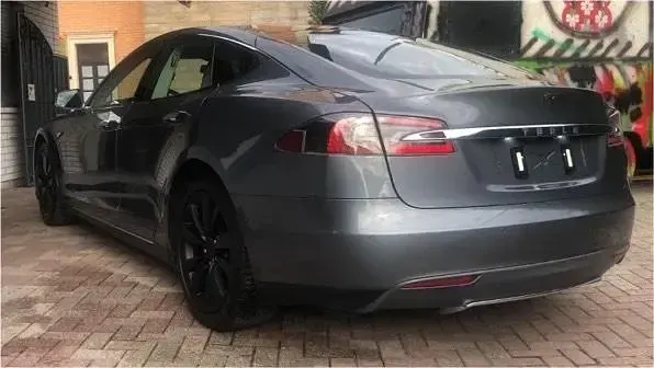Gebraucht Tesla Model S 269 kW (367 PS) 2013 Grau Kleinwagen