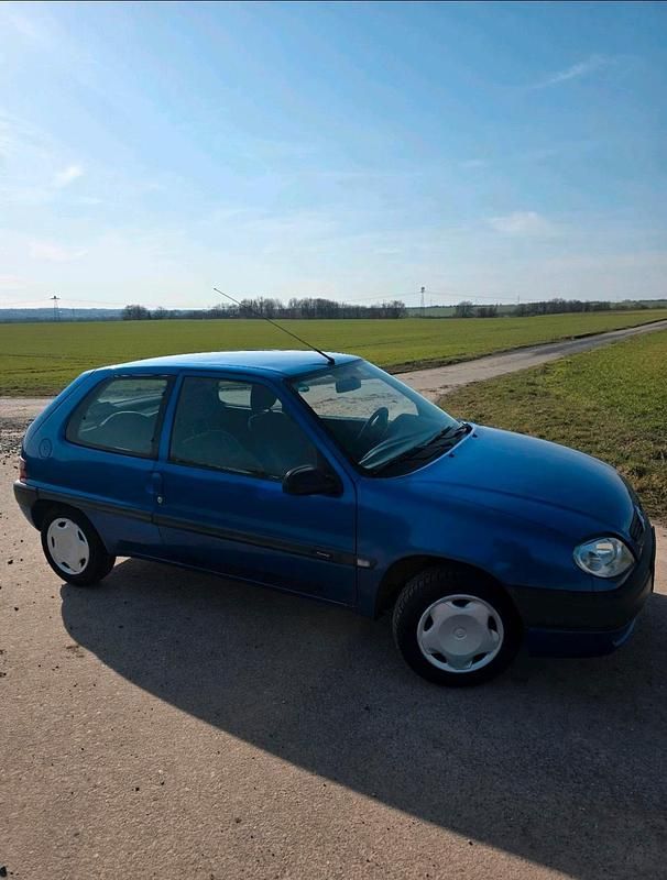 Gebraucht Citroën Saxo 60 PS (44 kW) 2001 Blau Kleinwagen