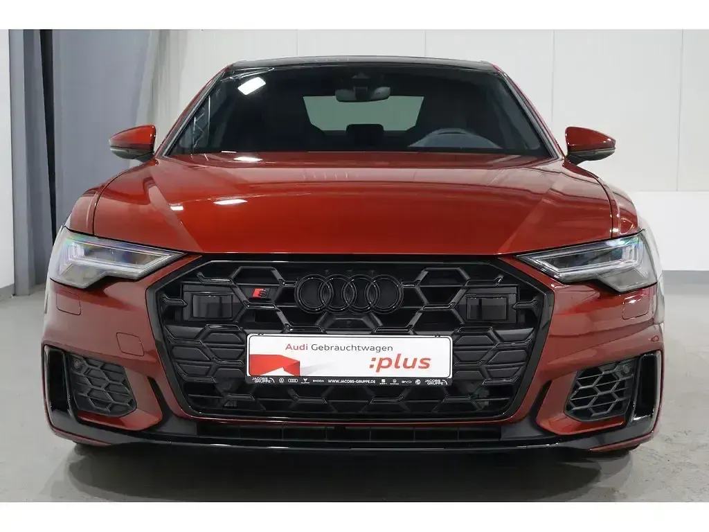 Używany Audi S6 Ambiente 253 KM (186 kW) 2025 Czerwony Sedan/Limuzyna