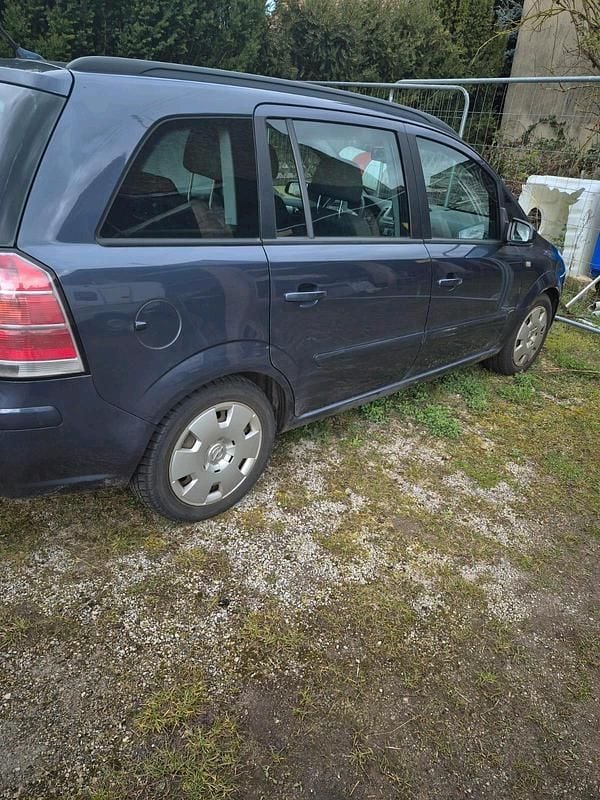 Gebraucht Opel Zafira 140 PS (102 kW) 2006 Grau Van / Kleinbus