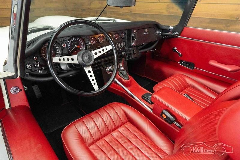 Second-hand Jaguar E-Type 269 CP (197 kW) 1974 Alb Cabrio