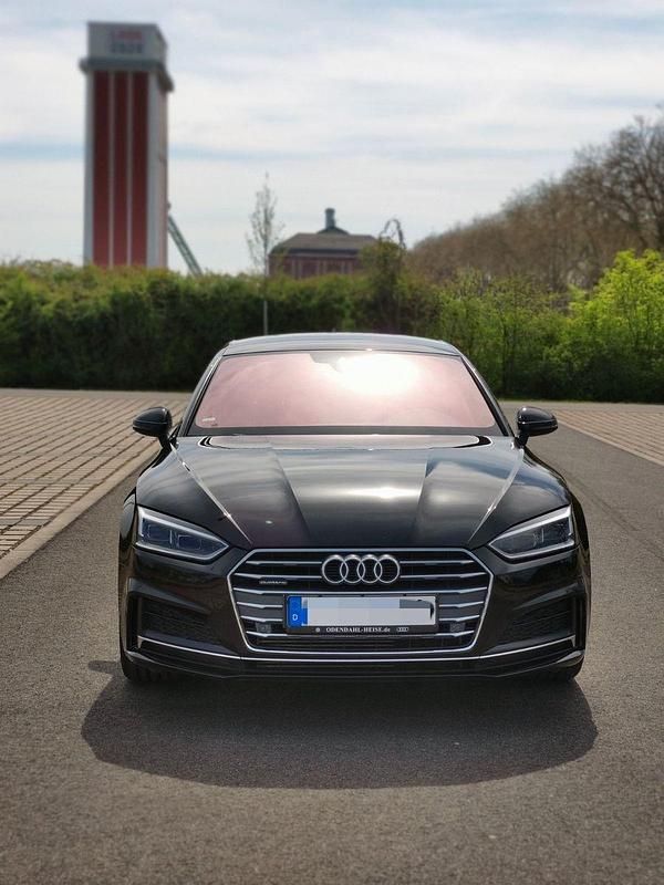 Gebraucht Audi A5 Ambiente 252 PS (185 kW) 2017 Schwarz Coupé