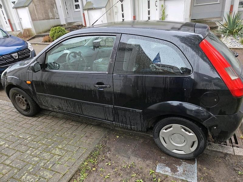 Gebraucht Ford Fiesta 60 PS (44 kW) 2005 Schwarz Kleinwagen