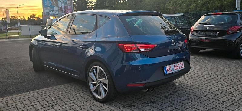Gebraucht Seat Leon FR 184 PS (135 kW) 2013 Blau Limousine