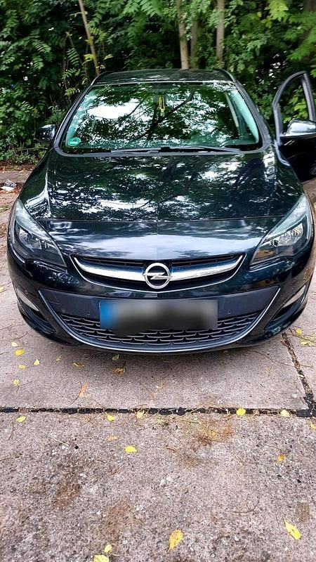 Gebraucht Opel Astra 136 PS (100 kW) 2014 Schwarz Kombi
