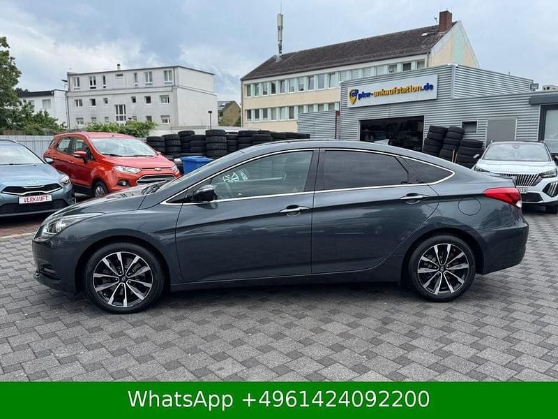 Gebraucht Hyundai i40 141 PS (103 kW) 2017 Grau Limousine