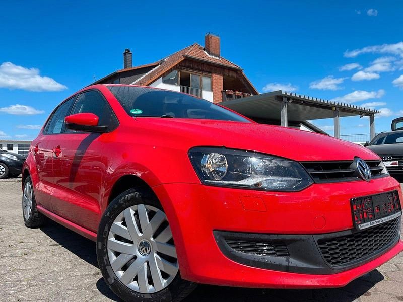 Rot Gebraucht 2009 VW Polo Comfortline Kleinwagen | 4.799 € (Etwas zu teuer) - Bild 1/4