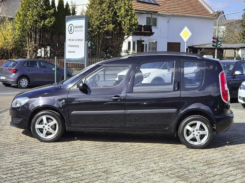 Gebraucht Skoda Roomster Active 86 PS (63 kW) 2015 Schwarz Van / Kleinbus
