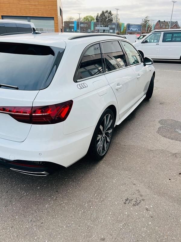 Używany Audi A4 163 KM (119 kW) 2020 Biały Kombi