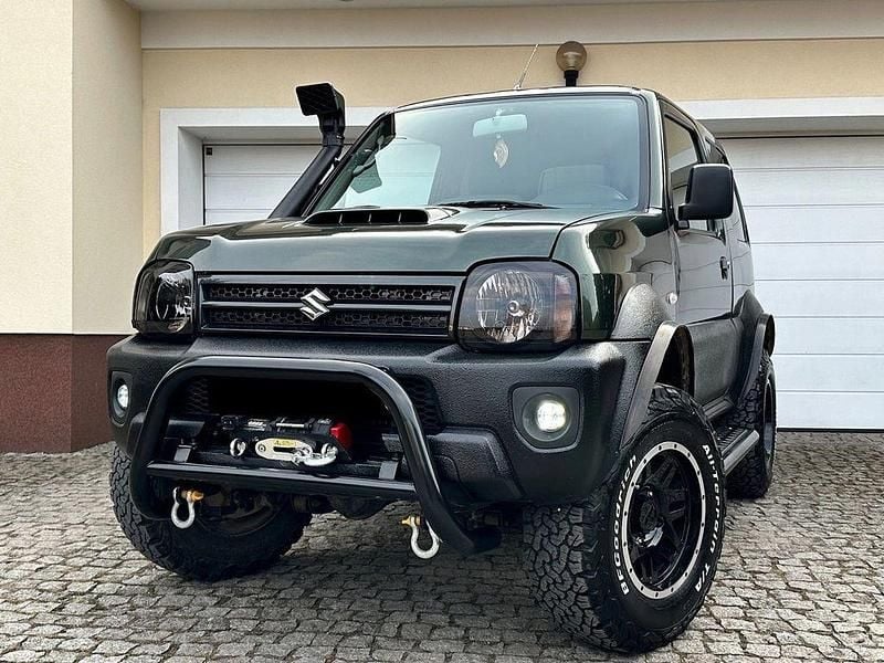 Grün Gebraucht 2017 Suzuki Jimny Style SUV | 15.500 € (Fairer Preis) - Bild 1/4