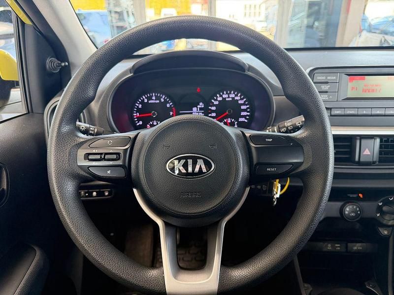 Gebraucht Kia Picanto Edition 7 67 PS (49 kW) 2017 Gelb Kleinwagen