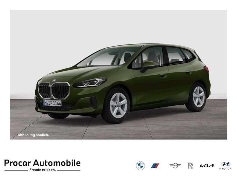 Gebraucht BMW 220 170 PS (125 kW) 2025 Grün Van / Kleinbus