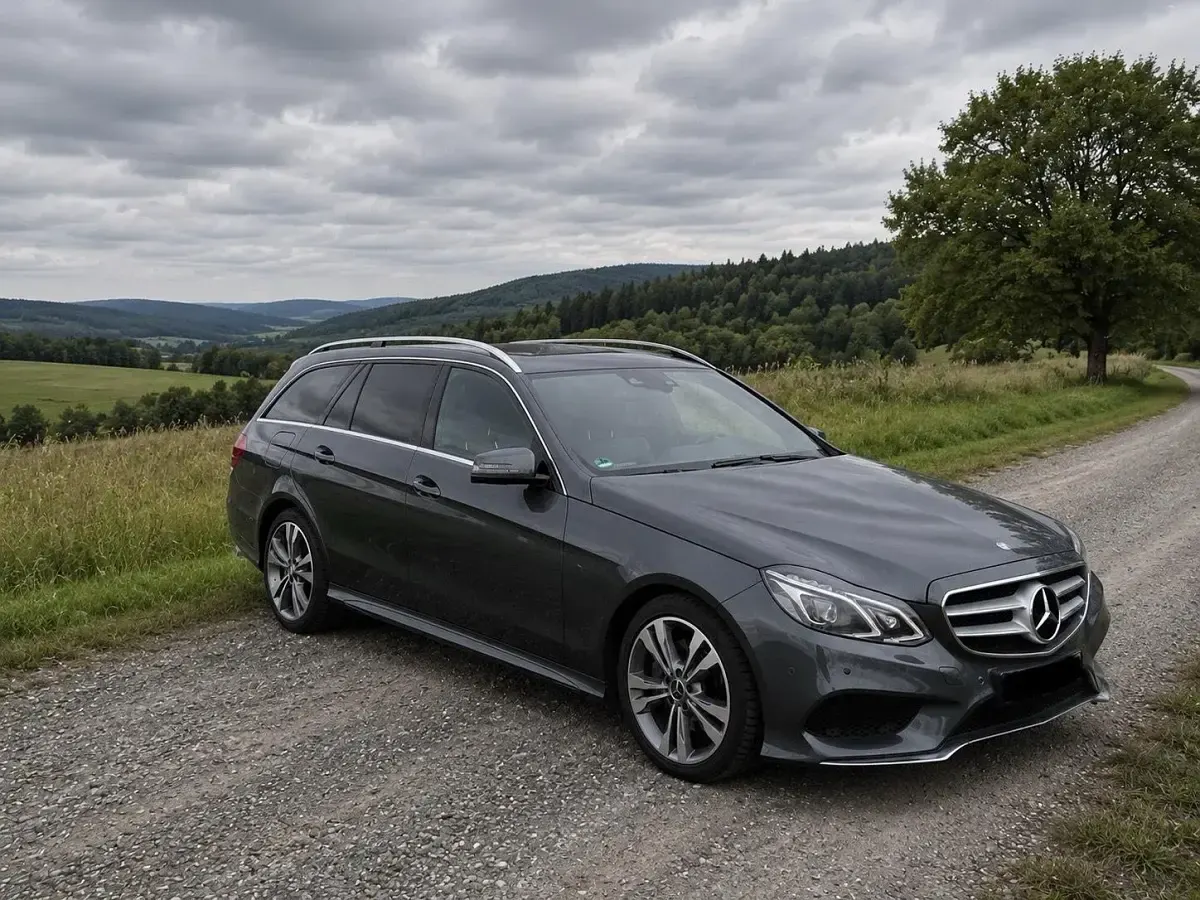Gebraucht Mercedes E350 AMG 252 PS (185 kW) 2014 Grau Kombi