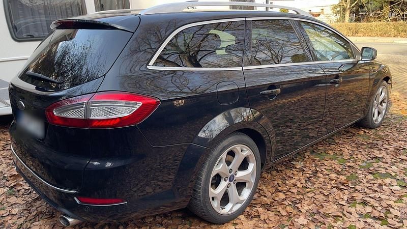 Gebraucht Ford Mondeo Titanium 200 PS (147 kW) 2011 Schwarz Kombi