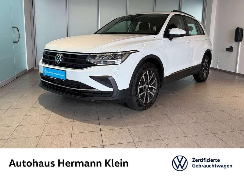 Weiß Gebraucht 2022 VW Tiguan Life SUV | 25.880 € (Fairer Preis) - Bild 1/3