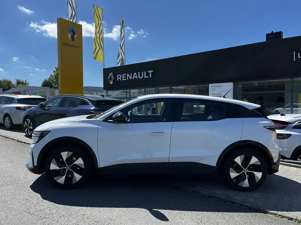 Gebraucht Renault Mégane Equilibre 96 kW (131 PS) 2022 Polar weiss Limousine