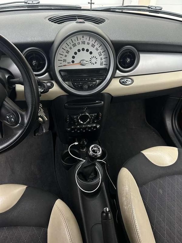 Gebraucht Mini One Cabriolet 98 PS (72 kW) 2014 Rot Cabrio