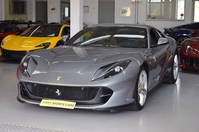 Silber Gebraucht 2019 Ferrari 812 Coupé | 334.980 € (Fairer Preis) - Bild 1/4