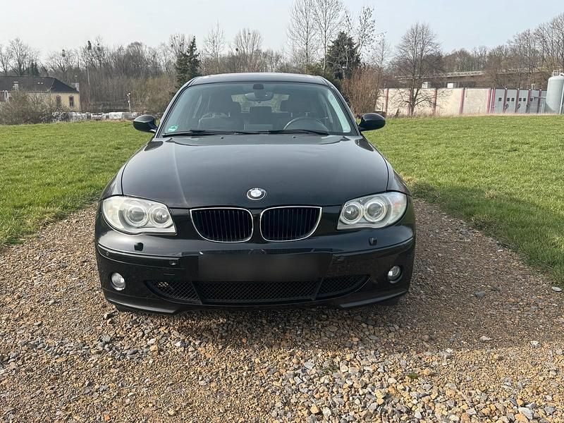 Gebraucht BMW 120 150 PS (110 kW) 2004 Schwarz Kleinwagen