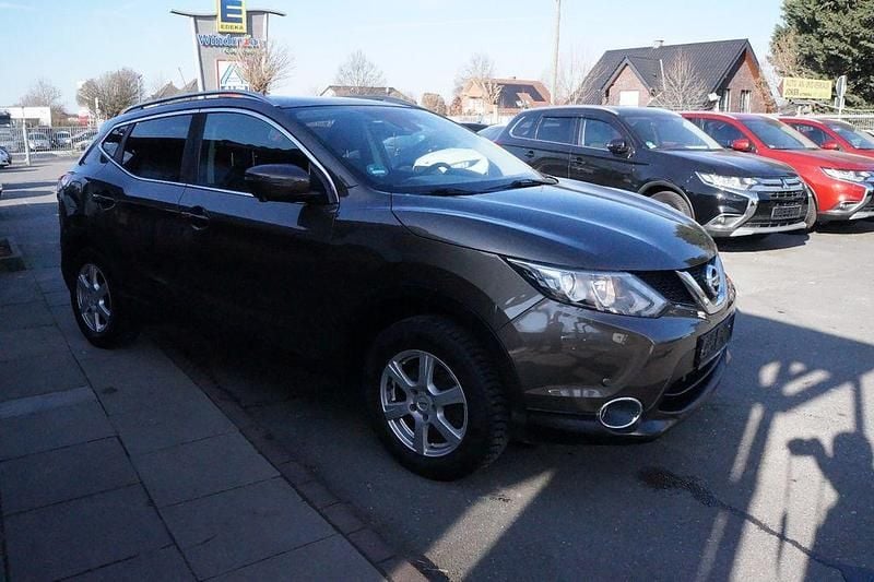 Gebraucht Nissan Qashqai Acenta 163 PS (119 kW) 2017 SUV