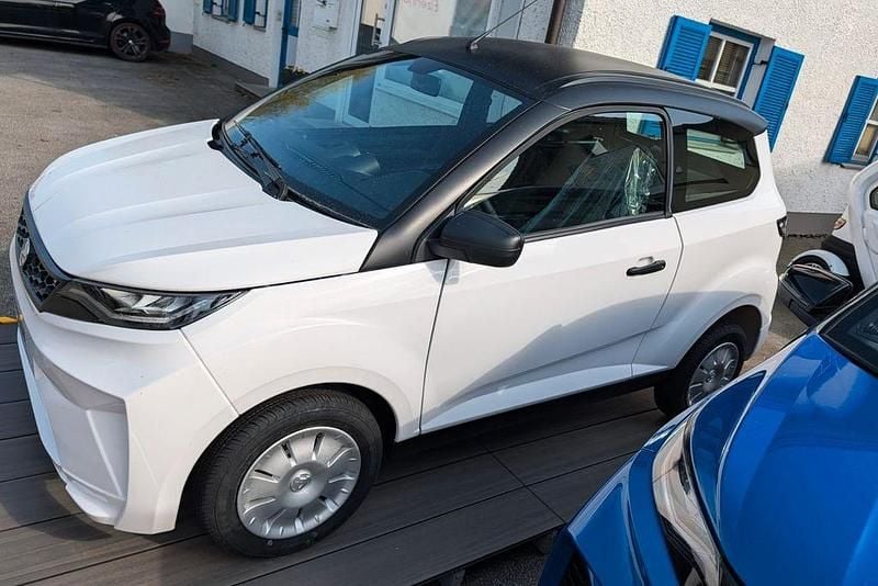 Neu Aixam Crossline Pack 2026 Weiß