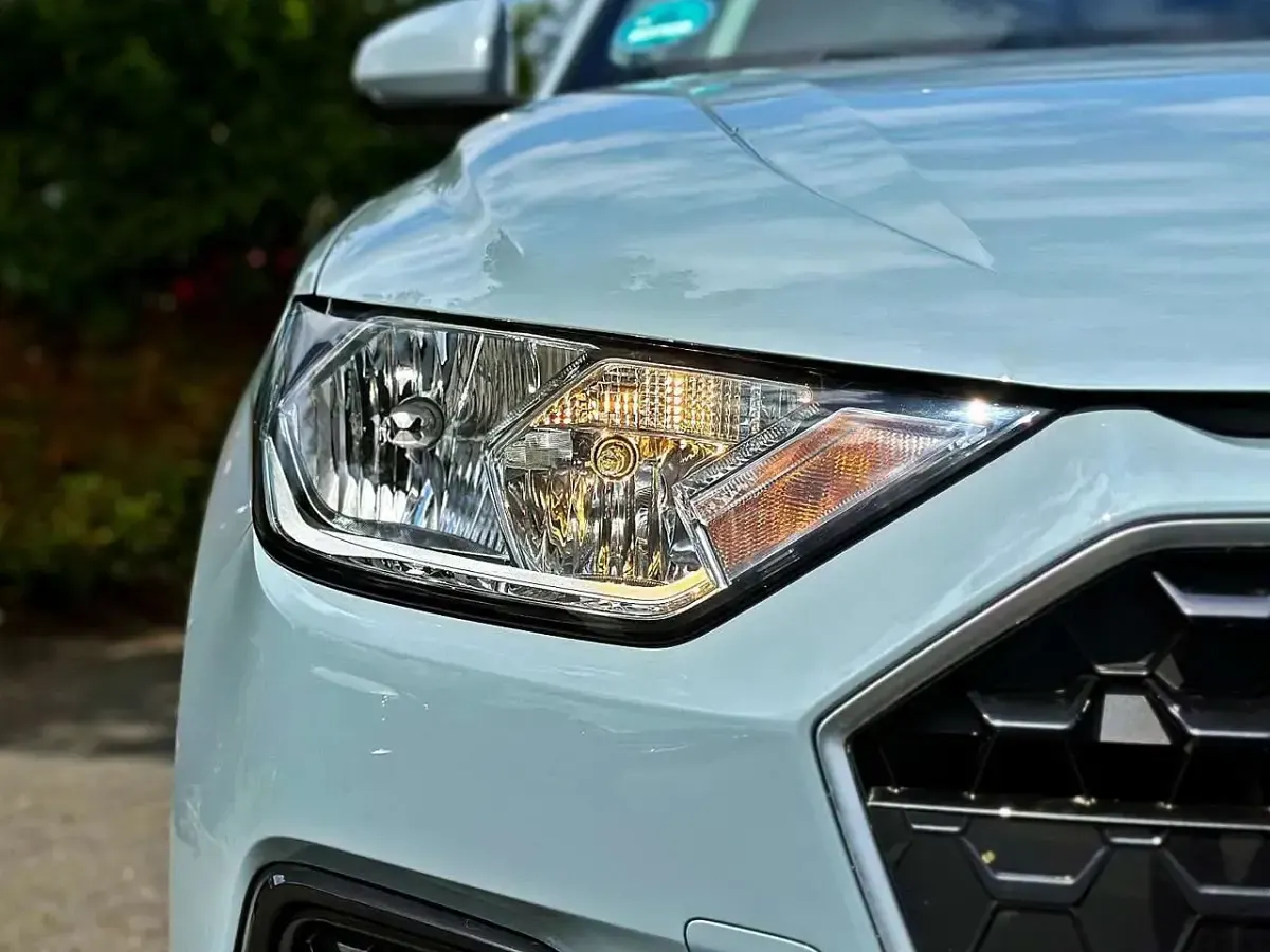 Gebraucht Audi A1 Sportback Advanced 116 PS (85 kW) 2025 Grau Kleinwagen