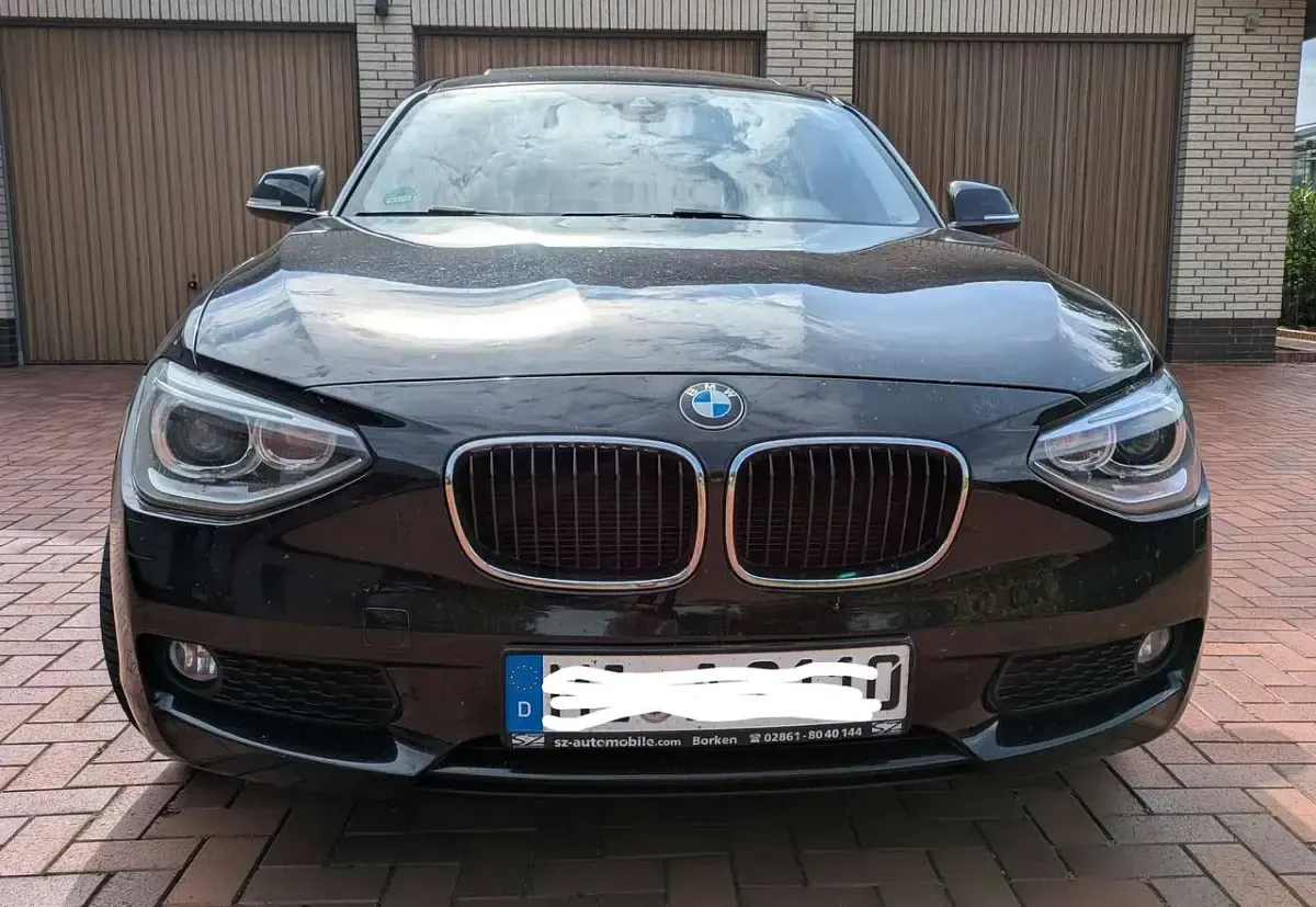 Gebraucht BMW 116 136 PS (100 kW) 2012 Schwarz Kleinwagen