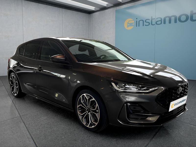 Gebraucht Ford Focus 125 PS (91 kW) 2024 Grau Limousine