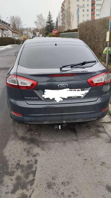 Gebraucht Ford Mondeo Trend 116 PS (85 kW) 2011 Grau Limousine