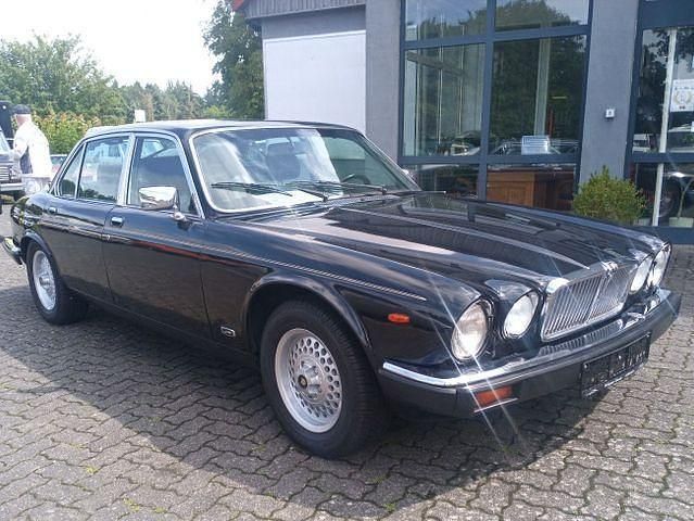 Gebraucht Jaguar XJ12 264 PS (194 kW) 1992 Schwarz Limousine