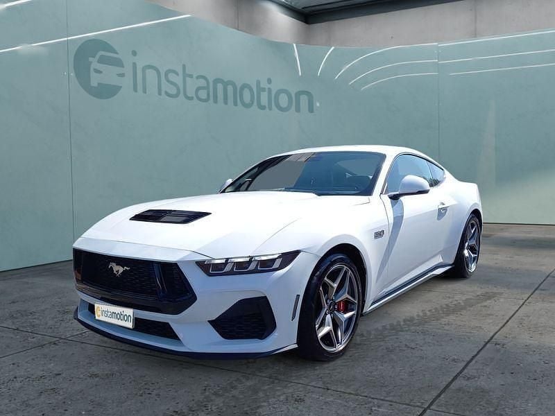 Weiß Neu 2025 Ford Mustang Fastback Coupé | 56.349 € (Guter Preis) - Bild 1/4