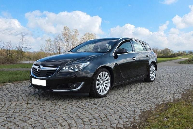 Gebraucht Opel Insignia 170 PS (125 kW) 2015 Schwarz Kombi