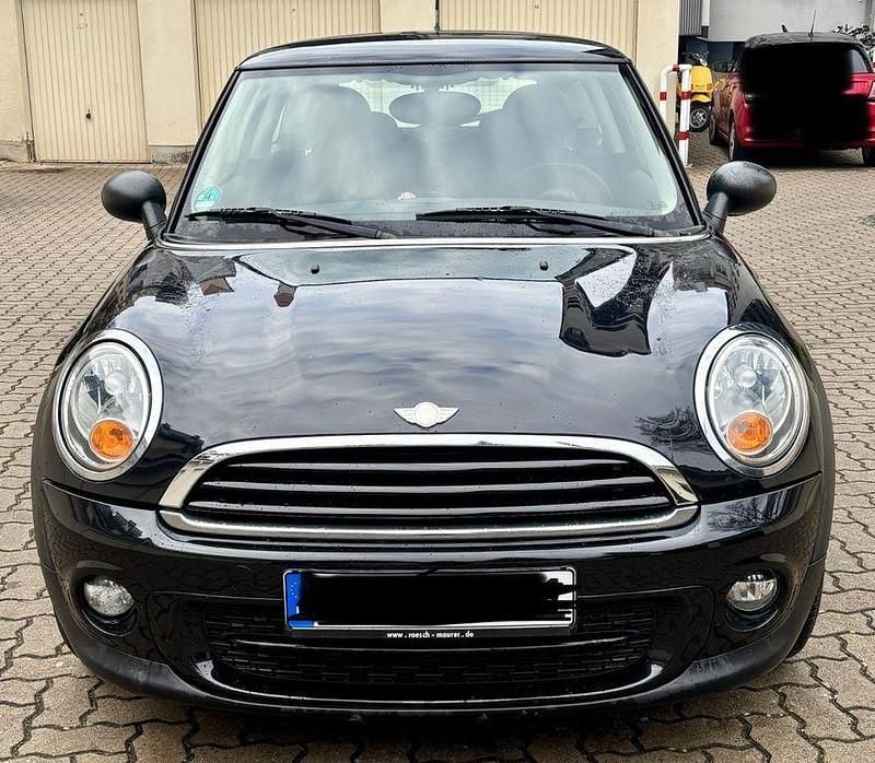 Schwarz Gebraucht 2011 Mini One D Kleinwagen | 3.800 € (Fairer Preis) - Bild 1/4