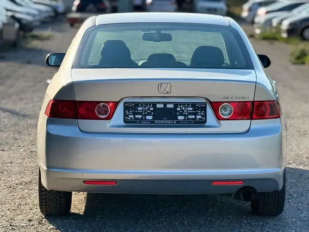 Gebraucht Honda Accord Sport 155 PS (114 kW) 2008 Silber Limousine