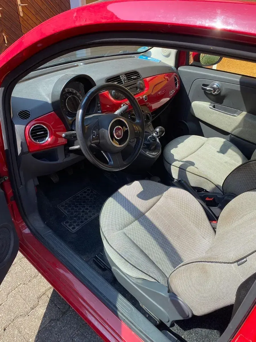 Gebraucht Fiat 500 Lounge 69 PS (50 kW) 2010 Rot Kleinwagen