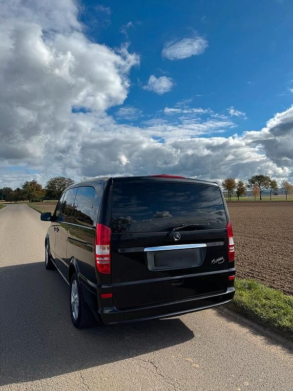 Gebraucht Mercedes Viano 224 PS (164 kW) 2013 Schwarz Van / Kleinbus