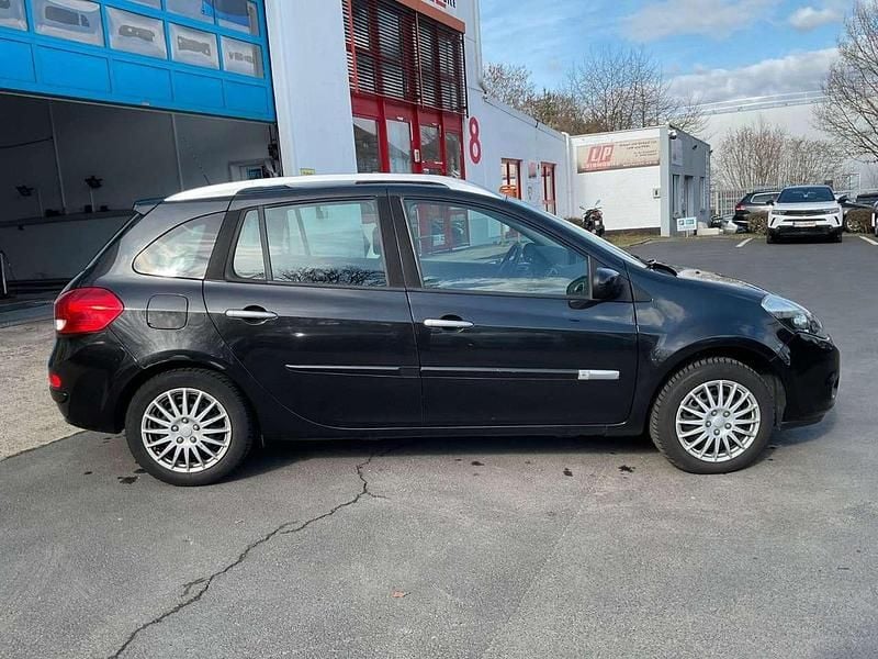 Gebraucht Renault Clio GrandTour Dynamique 101 PS (74 kW) 2009 Schwarz Kombi