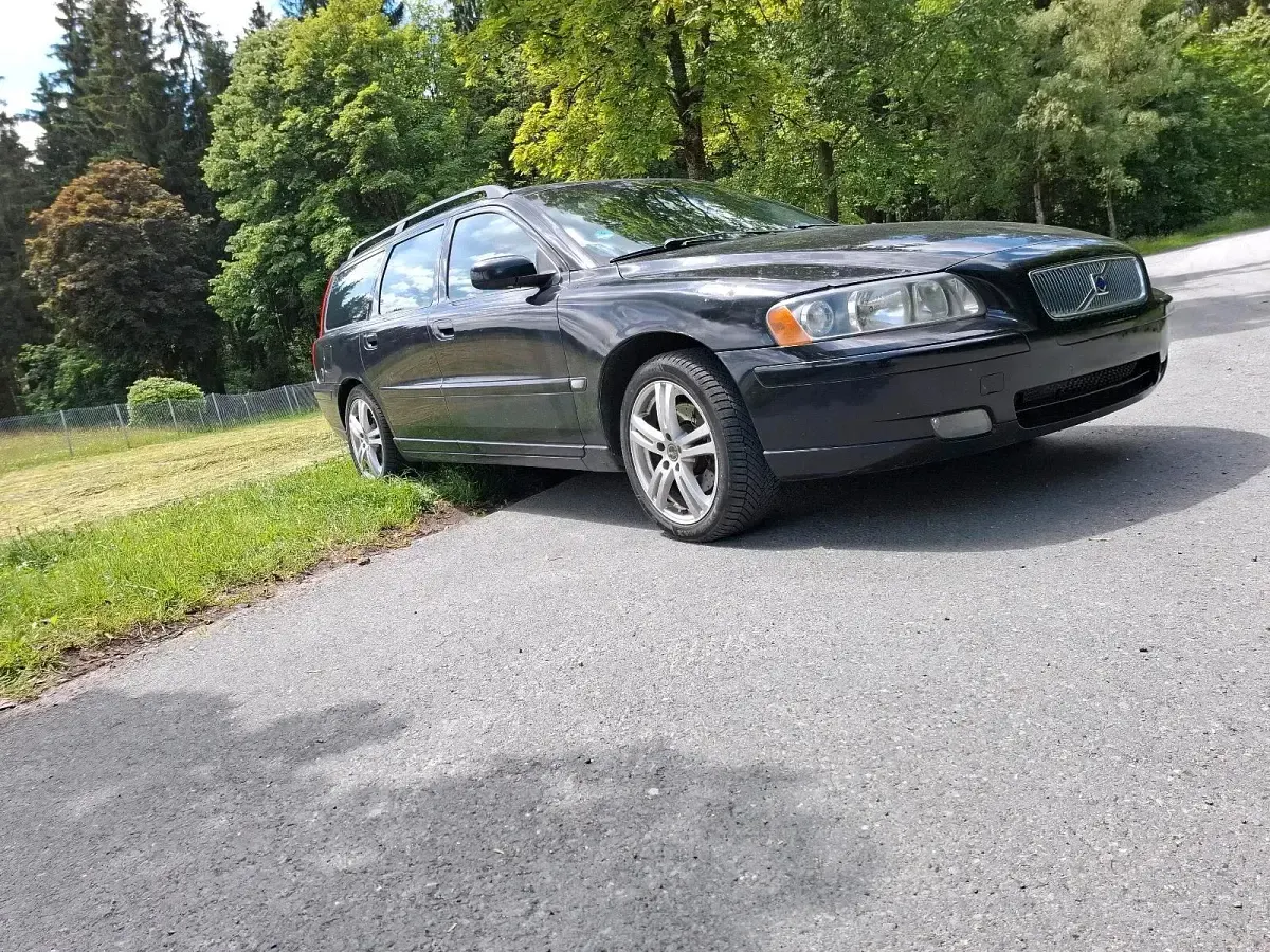 Gebraucht Volvo V70 140 PS (102 kW) 2005 Schwarz Kombi