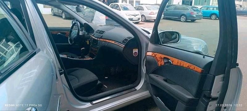 Gebraucht Mercedes E280 231 PS (169 kW) 2005 Silber Limousine