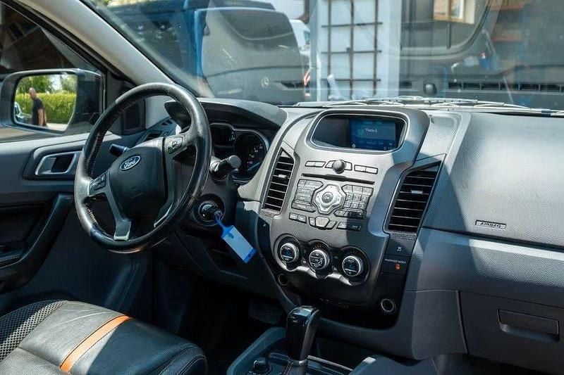 Gebraucht Ford Ranger Wildtrack 200 PS (147 kW) 2015 Schwarz Abholung