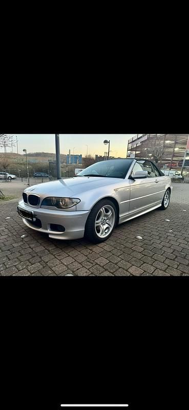 Silber Gebraucht 2003 BMW 318 Cabriolet M Sport Cabrio | 7.400 € (Teuer) - Bild 1/4