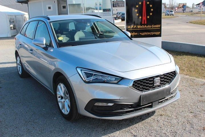 Gebraucht Seat Leon Style 150 PS (110 kW) 2022 Grau Limousine