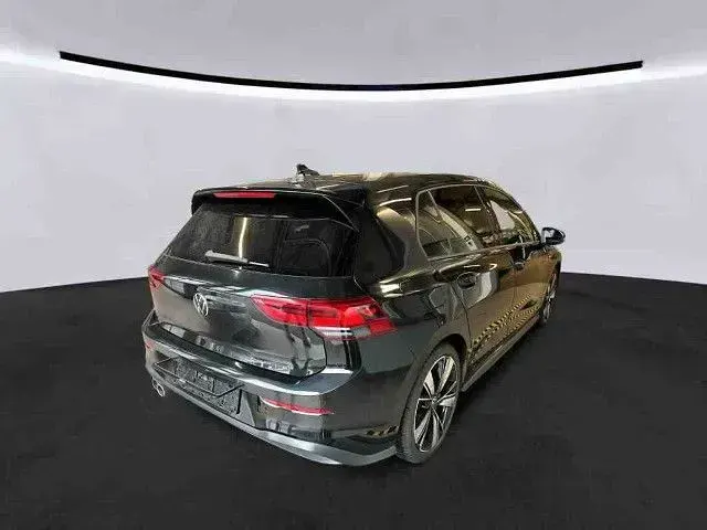 Gebraucht VW Golf VIII GTD 200 PS (147 kW) 2024 Grenadillschwarz metallic Limousine