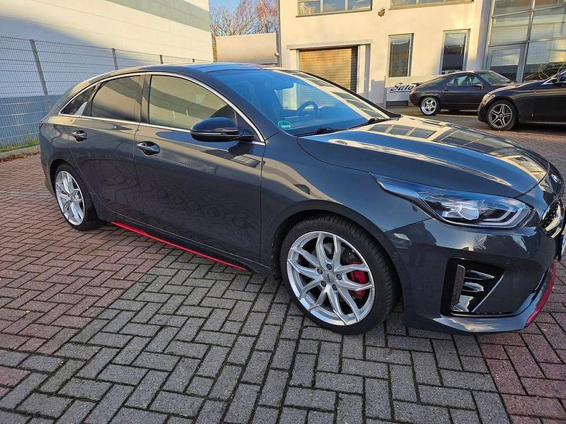 Gebraucht Kia ProCeed GT GT 204 PS (150 kW) 2019 Grau Kleinwagen