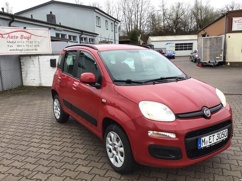 Gebraucht Fiat Panda Lounge 86 PS (63 kW) 2013 Rot Kleinwagen