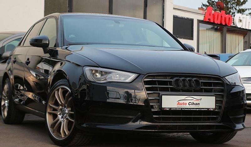 Gebraucht Audi A3 Attraction 105 PS (77 kW) 2013 Schwarz Limousine